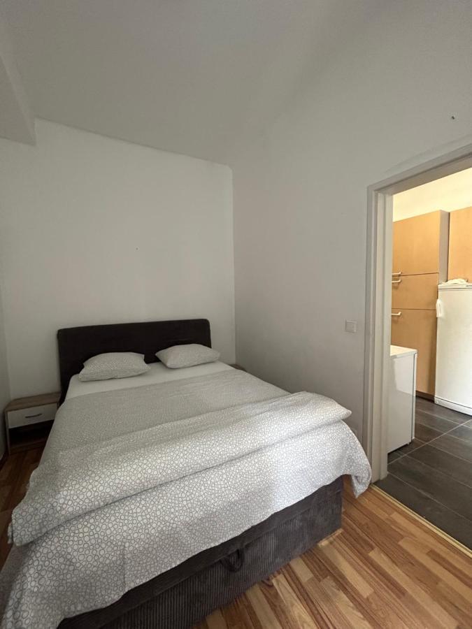 Dom Apartment Vienna Exterior photo